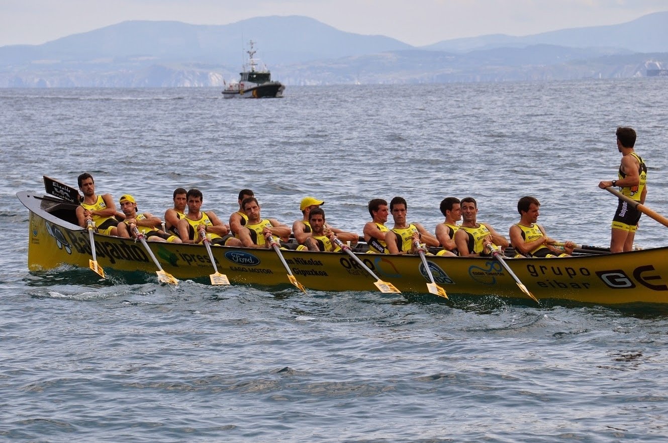 Fotografía propiedad de: Bermeo Arraun Argazkiak Foto de la regata