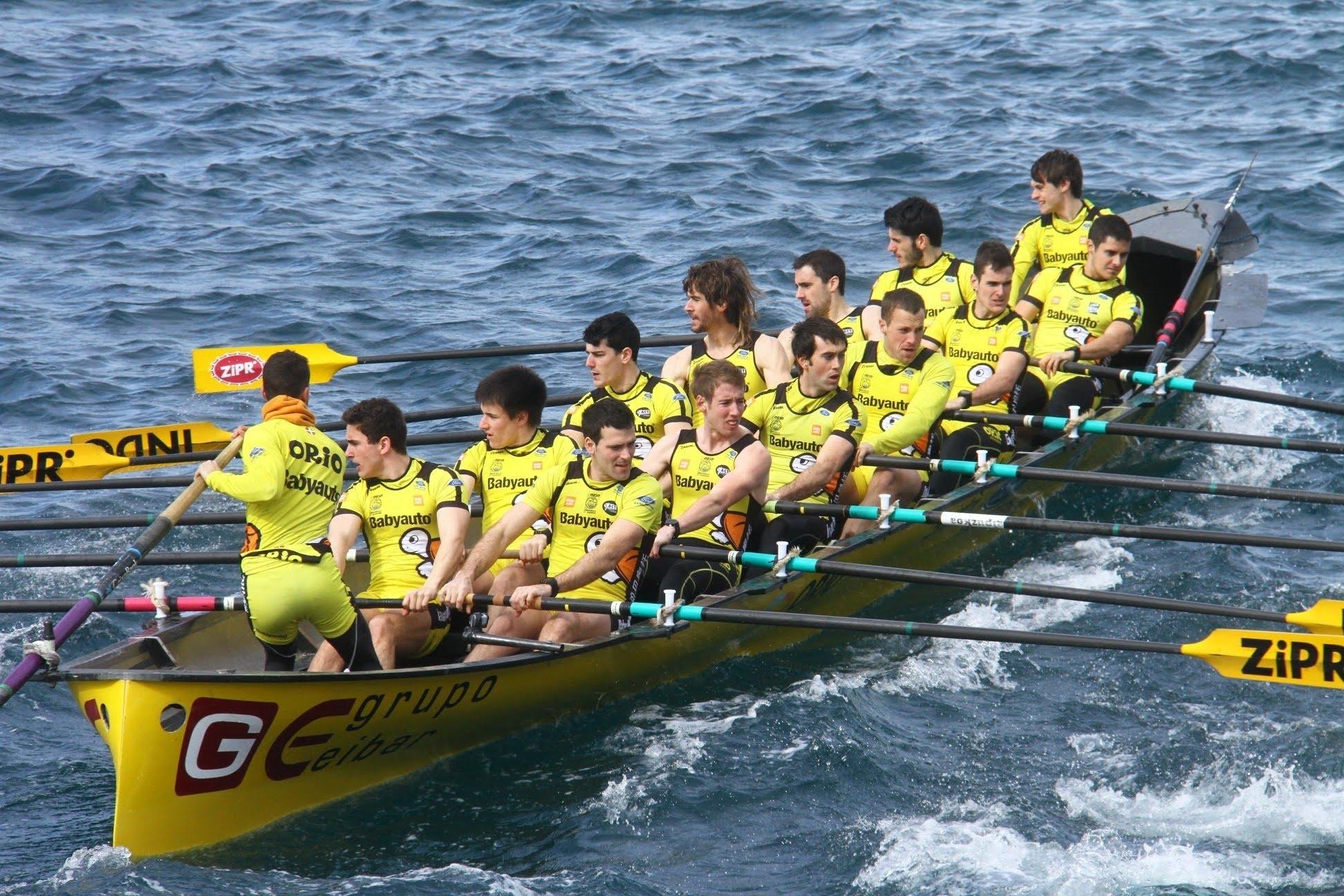 Fotografía propiedad de: Bermeo Arraun Argazkiak Foto de la regata