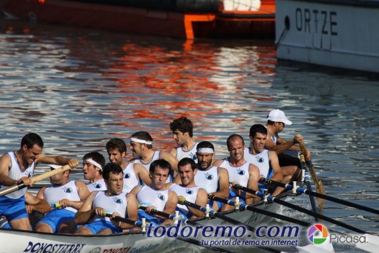Fotografía propiedad de: Todoremo.com Foto de la regata