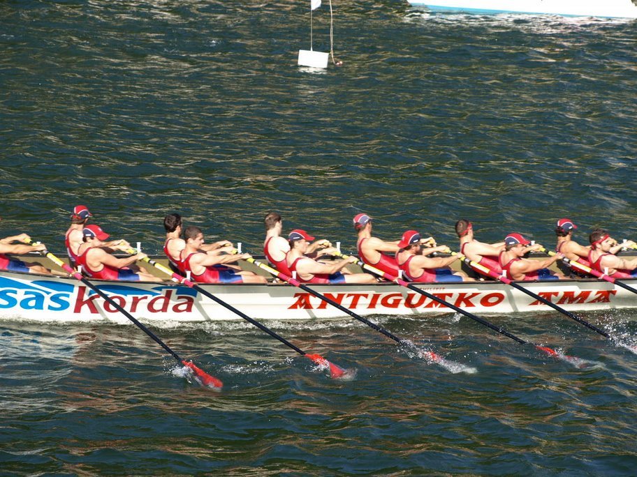 Fotografía propiedad de: Eneko Azkarate Foto de la regata