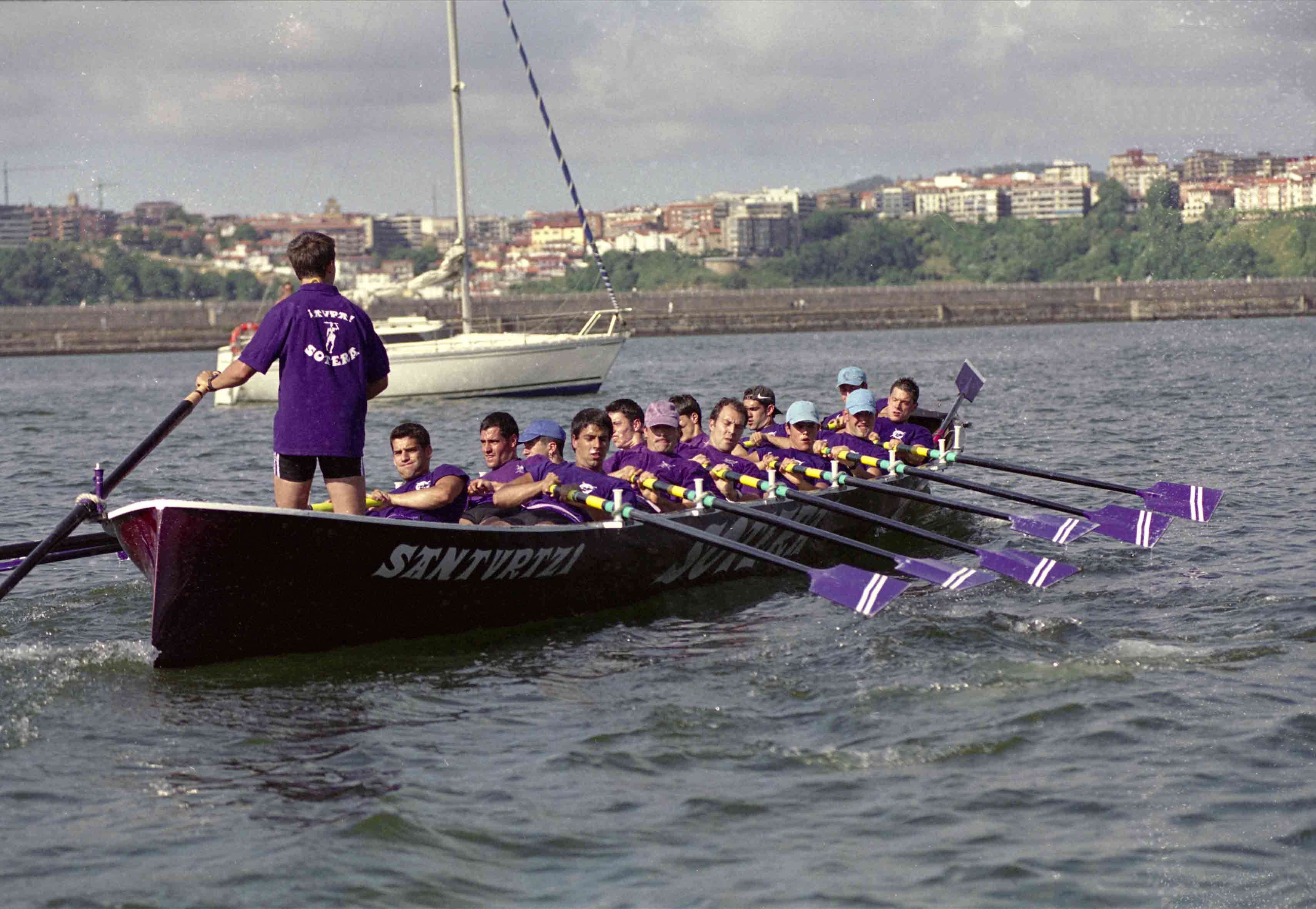 Fotografía propiedad de: Itsasoko Ama Foto de la regata