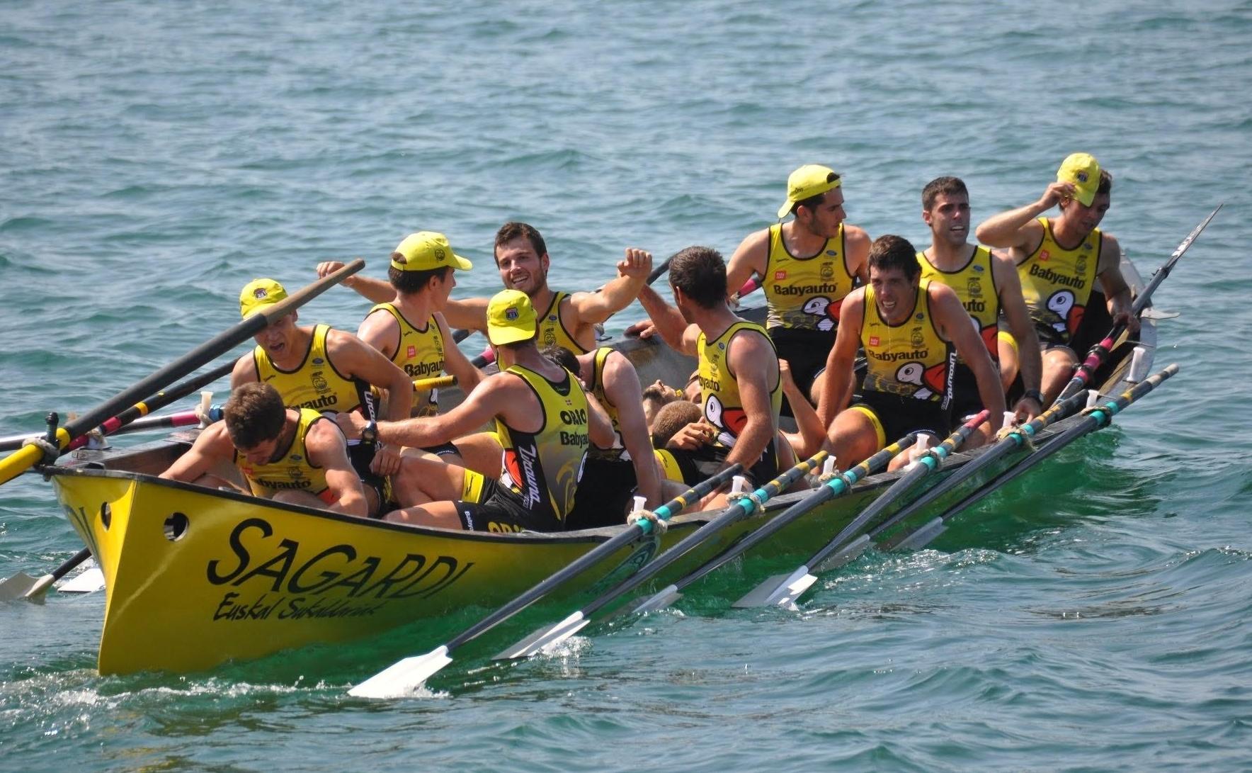 Fotografía propiedad de: Bermeo Arraun Argazkiak Foto de la regata