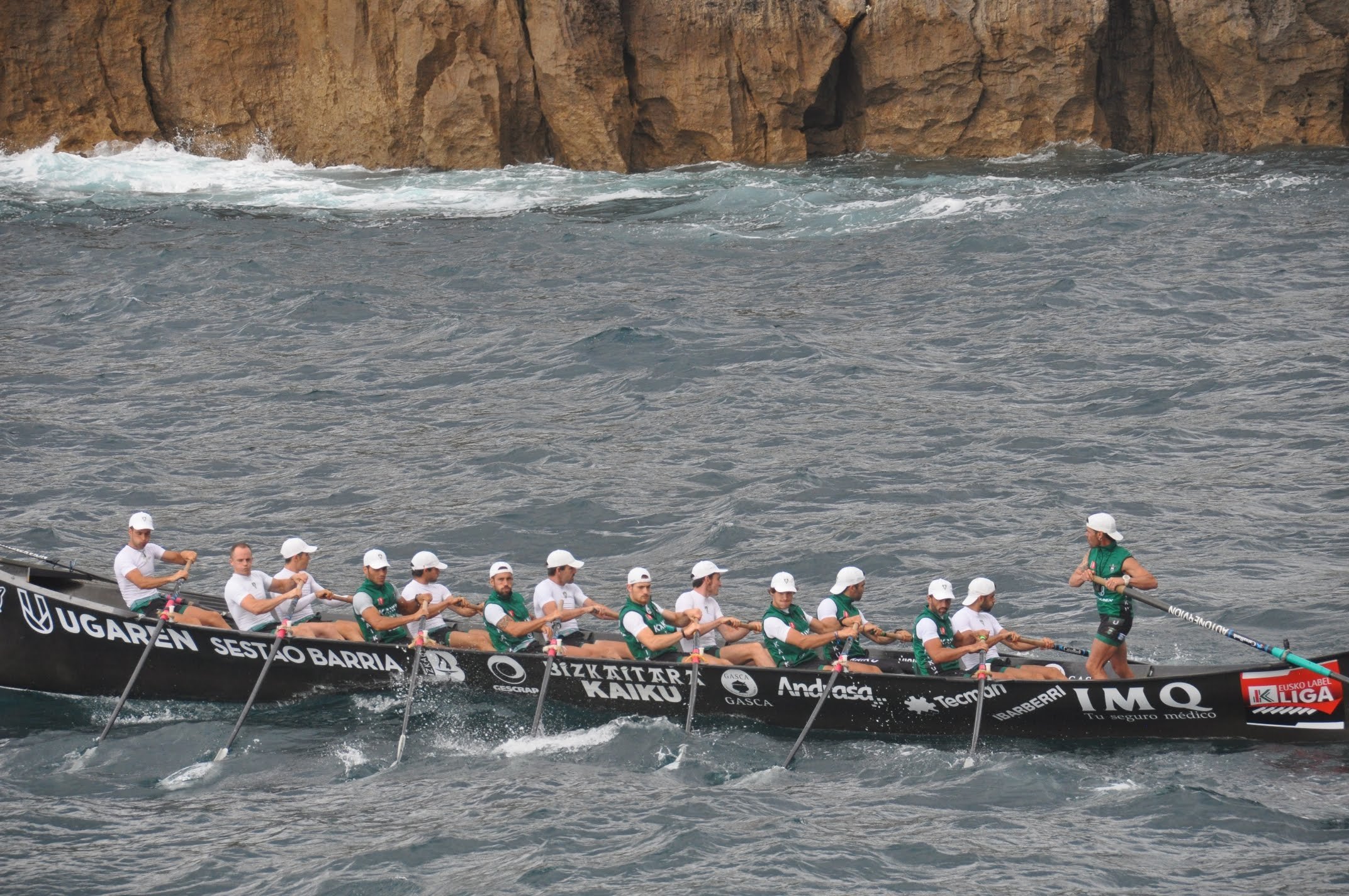 Fotografía propiedad de: Bermeo Arraun Argazkiak Foto de la regata