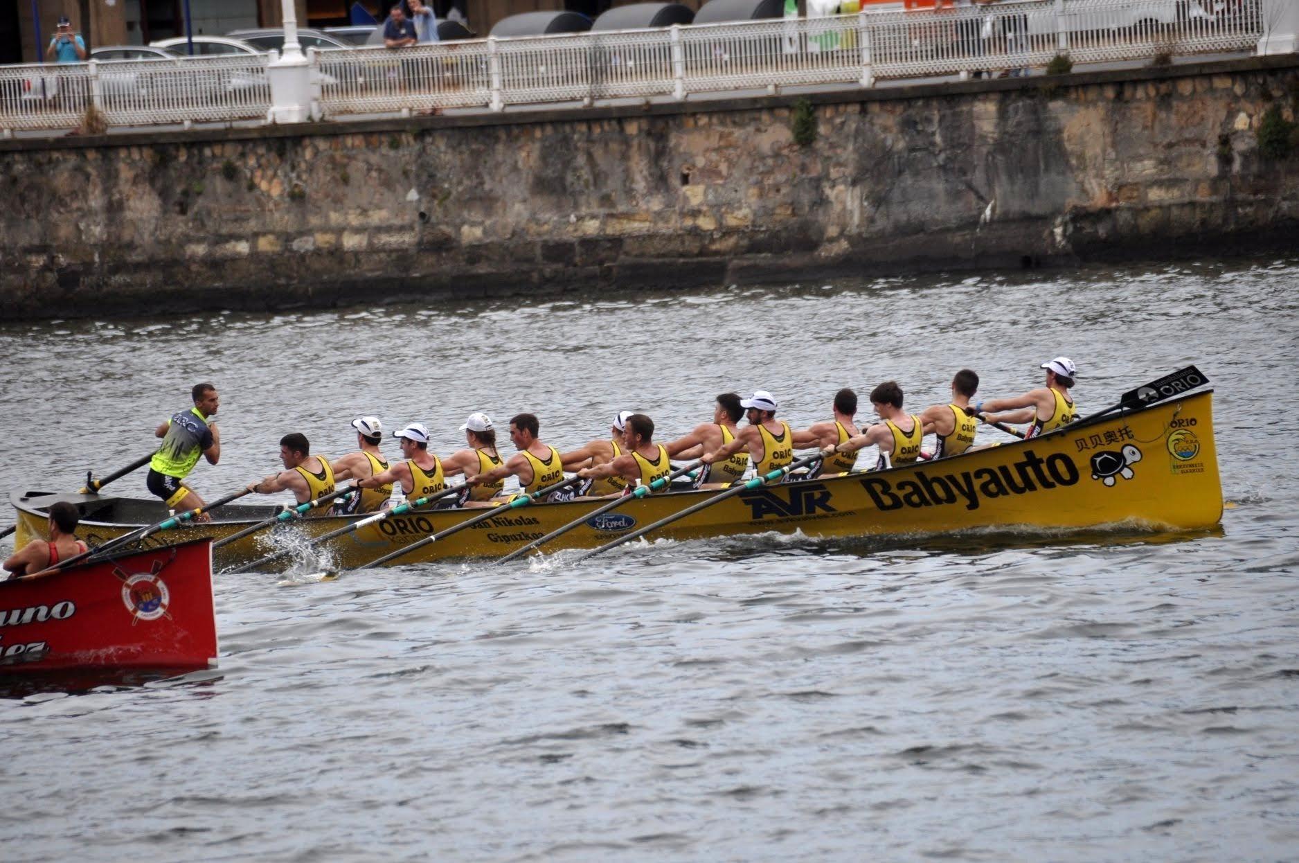 Fotografía propiedad de: Bermeo Arraun Argazkiak Foto de la regata