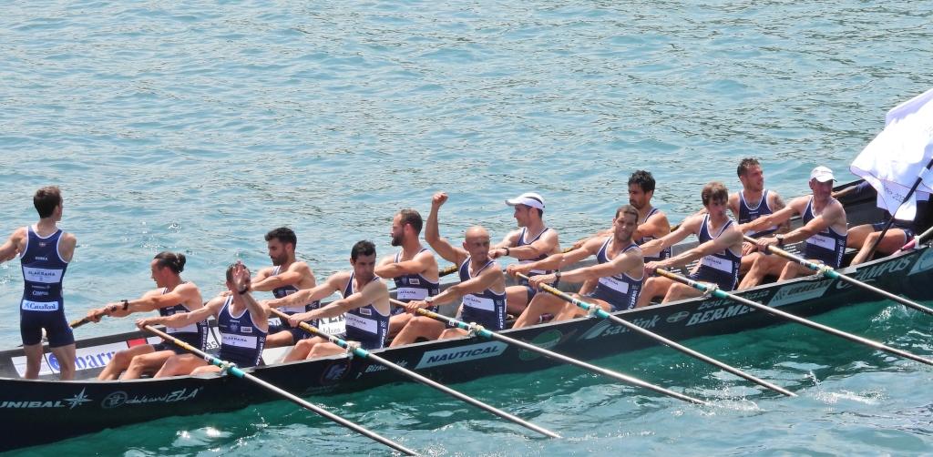 Fotografía propiedad de: Bermeo Arraun Argazkiak Foto de la regata