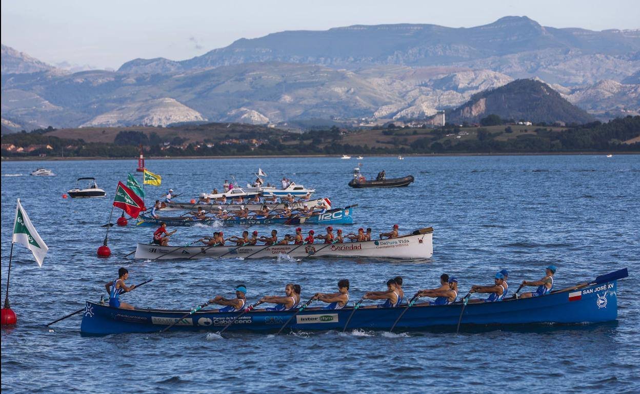 Fotografía propiedad de: Juanjo Santamaría Foto de la regata