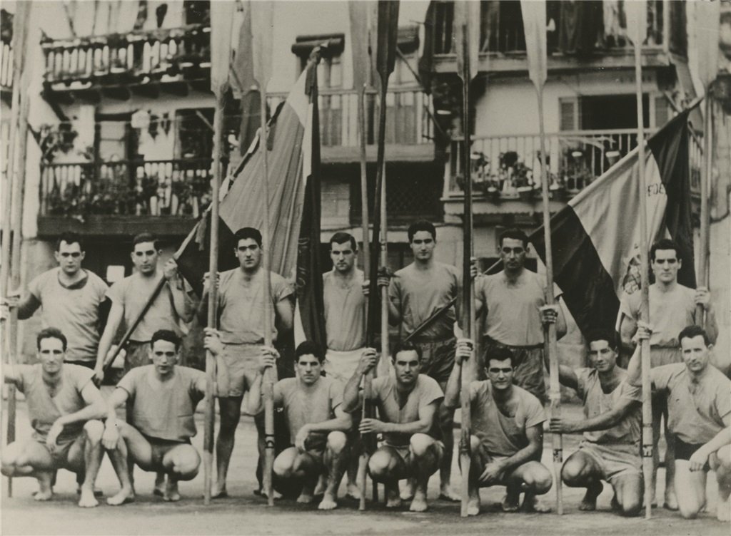 Fotografía propiedad de: Archivo de Pasaia Foto de la regata