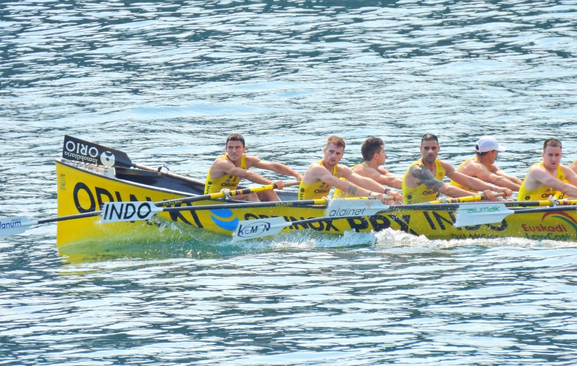 Fotografía propiedad de: Bermeo Arraun Argazkiak Foto de la regata